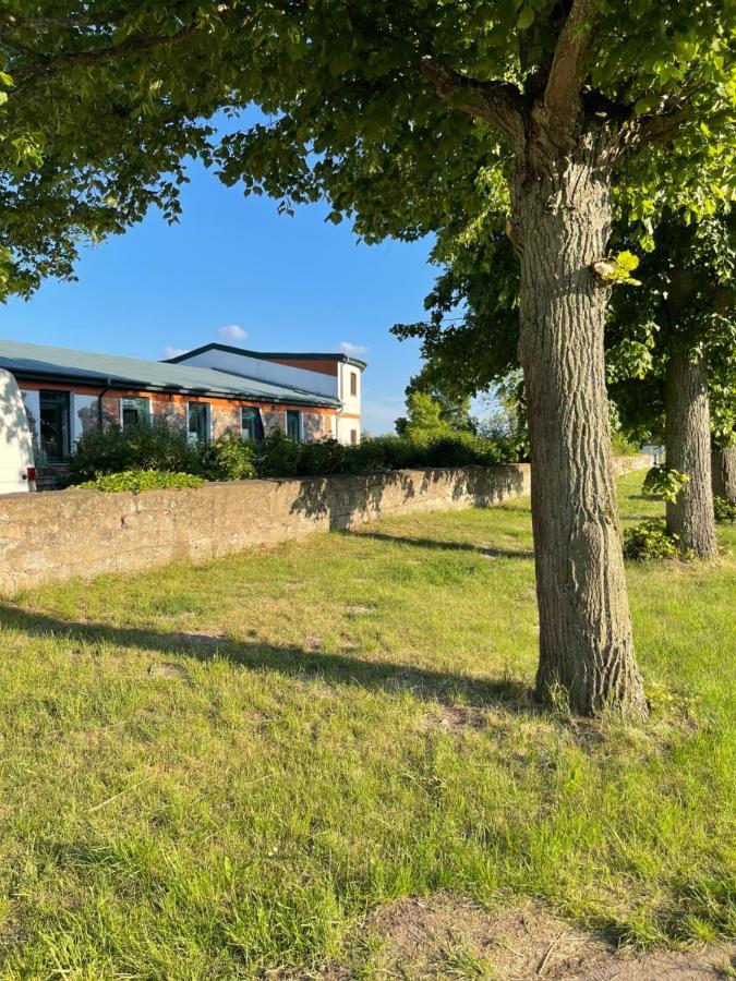 Radlerzimmer Mit Duschbad Und Minikueche In Neu Gaarz, Mitten In Der Natur Eksteriør bilde